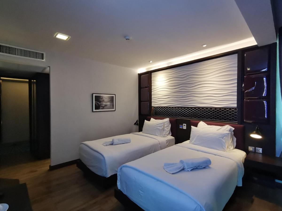 Holatel Hotel Phitsanulok Luaran gambar