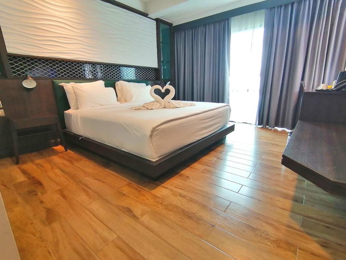 Holatel Hotel Phitsanulok Luaran gambar