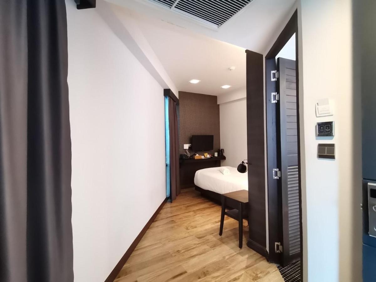 Holatel Hotel Phitsanulok Luaran gambar