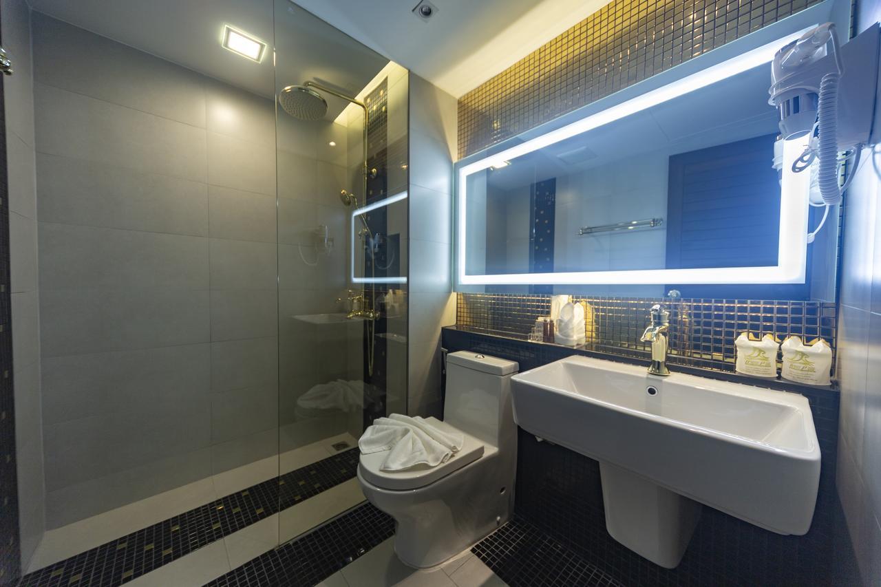 Holatel Hotel Phitsanulok Luaran gambar